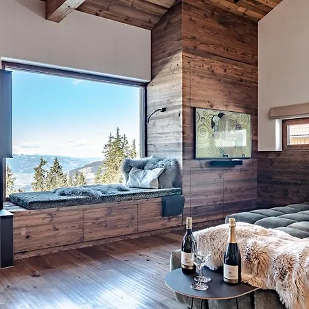 Brandlalm Chalets * Gundisch